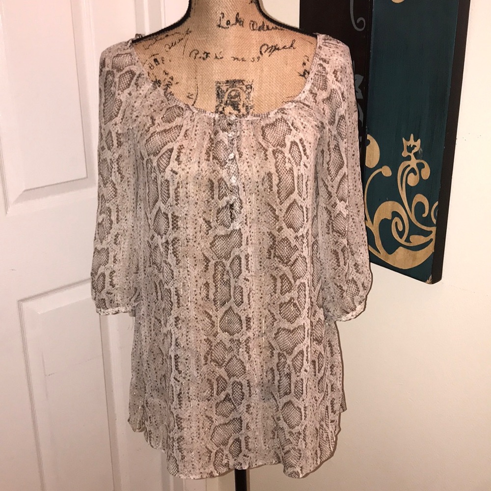 🆕H&M Blouse